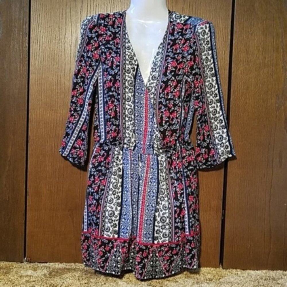 FRANCESCA'S ALYA FLORAL ROMPER SZ SMALL